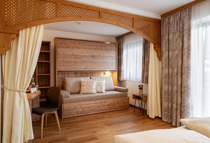 اتاق خانوادگی, Garni Ferienhof