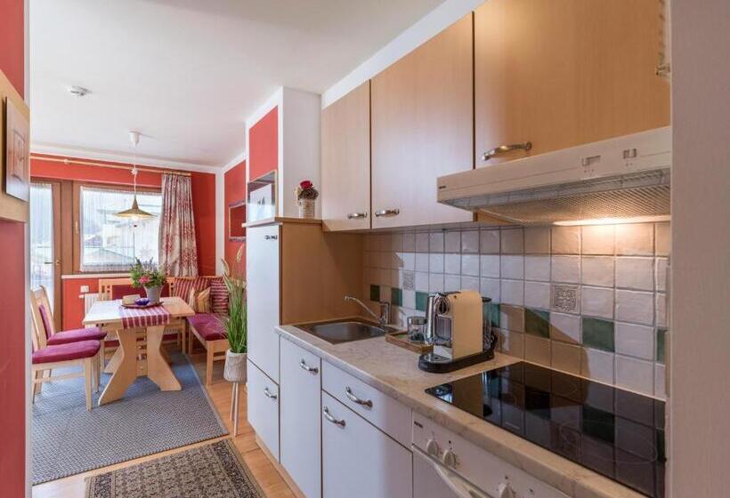 سوییت لوکس, Garni Ferienhof