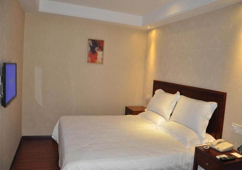Номер бизнес-класса, Greentree Inn Taizhou Taixing East Guoqing Road Rt Mart Business
