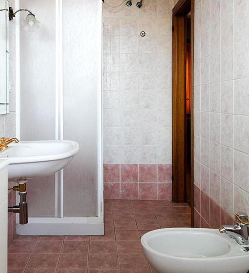 اتاق استاندارد, Guesthouse Stazione Pisa Centro