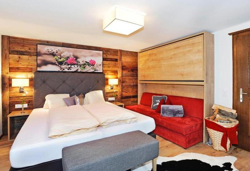 شقة غرفة واحدة, Rainerhof