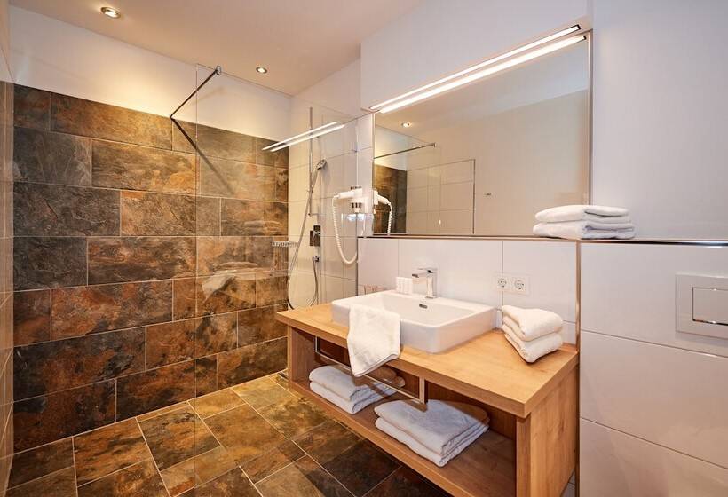 غرفة قياسية, Rainerhof