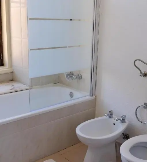 اتاق استاندارد چهار تخته, Residencial Moderna