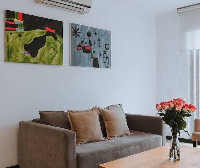 Номер Superior, Travelers Orange Suites