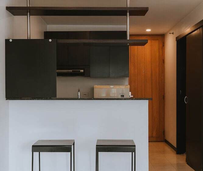 Номер Стандарт, Travelers Orange Suites