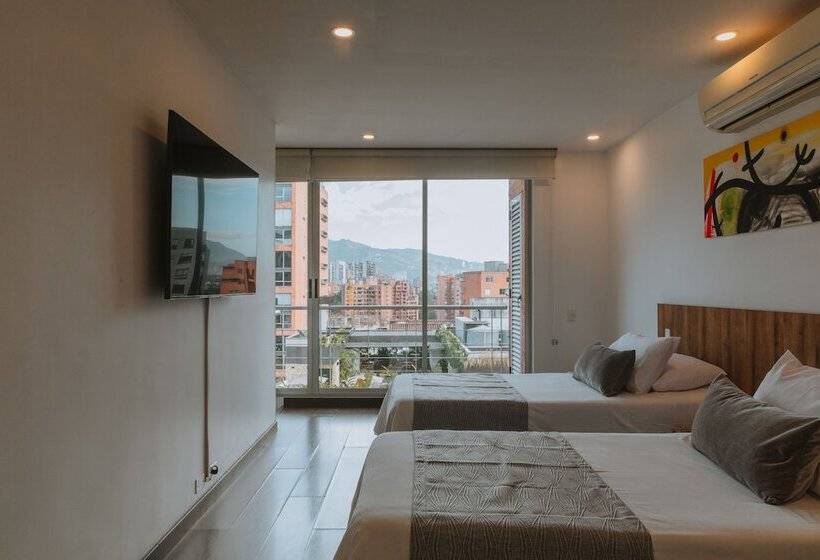 패밀리 아파트, Travelers Orange Suites