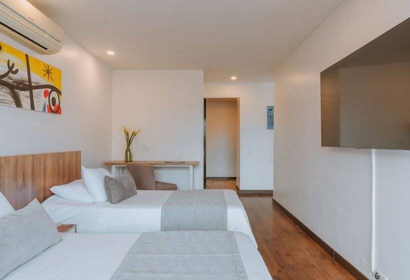 شقة عائلية, Travelers Orange Suites