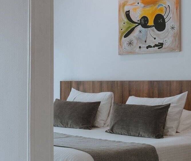 수피리어 룸, Travelers Orange Suites