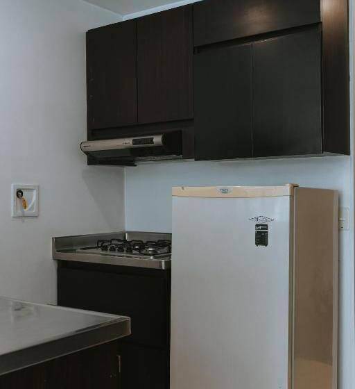 חדר סטנדרט, Travelers Orange Suites