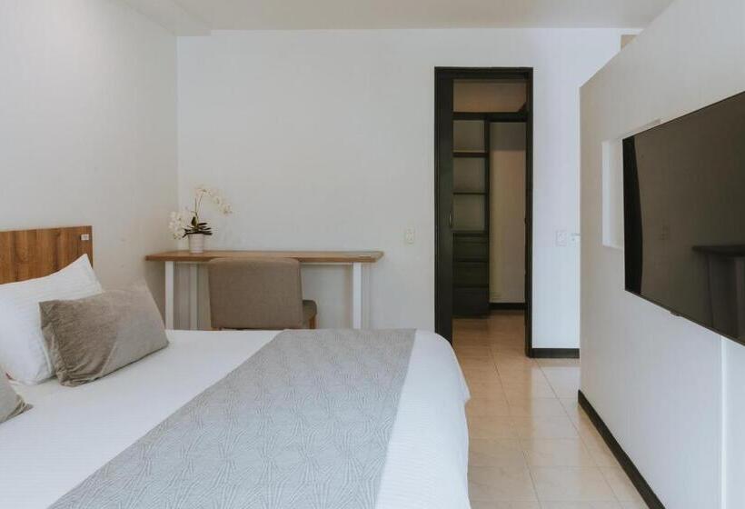 Номер Superior, Travelers Orange Suites