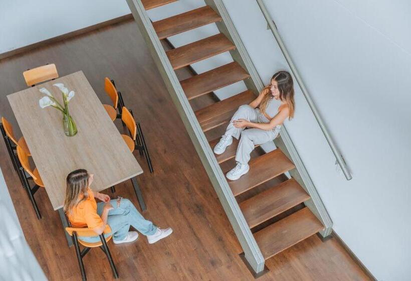 Семейные Апартаменты, Travelers Orange Suites