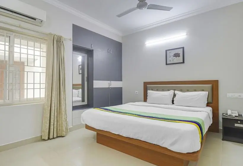 اتاق لوکس, Treebo Rithikha Inn Elite Chennai Trade Centre