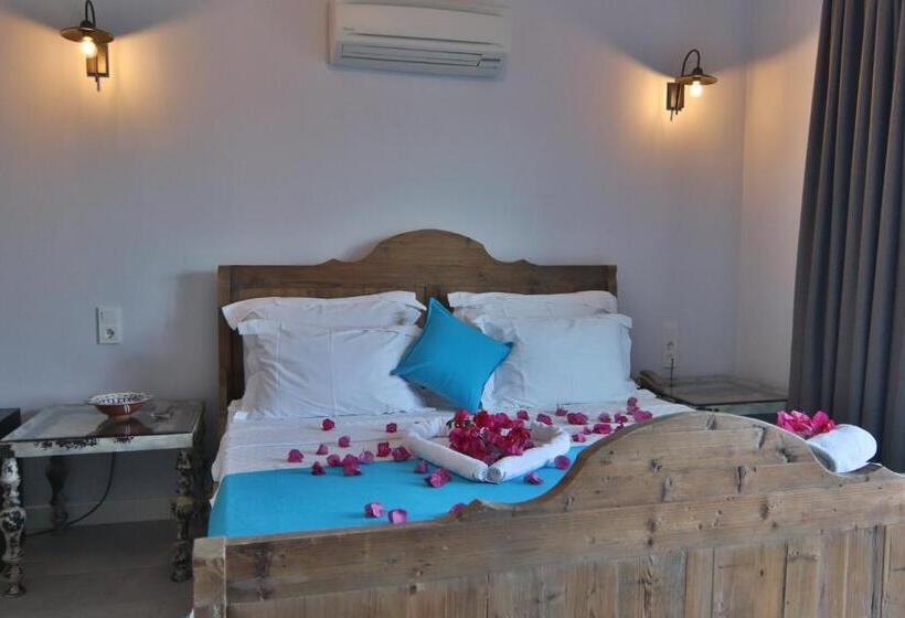 Camera Deluxe con Balcone, Alacaat Otel