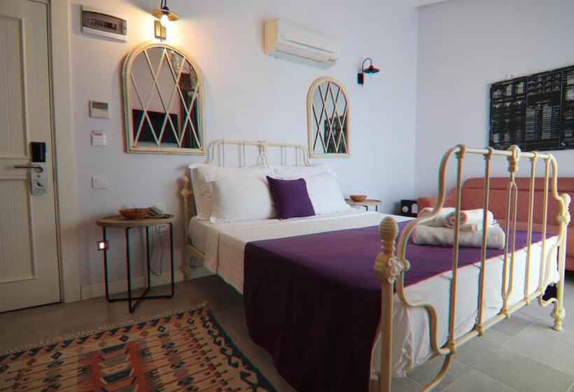 Camera Deluxe, Alacaat Otel