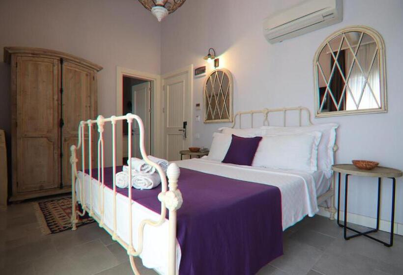 Camera Deluxe, Alacaat Otel