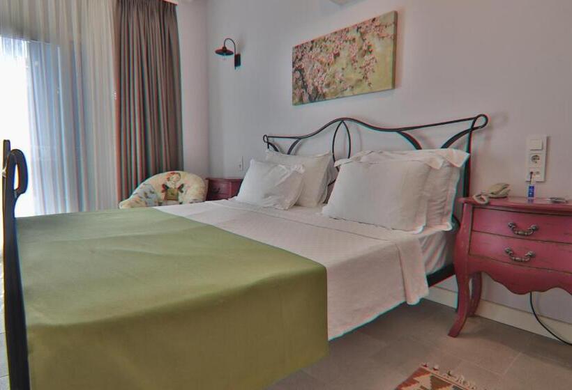 Camera Deluxe, Alacaat Otel