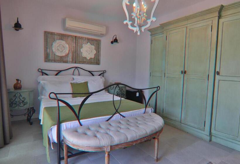 Camera Deluxe, Alacaat Otel