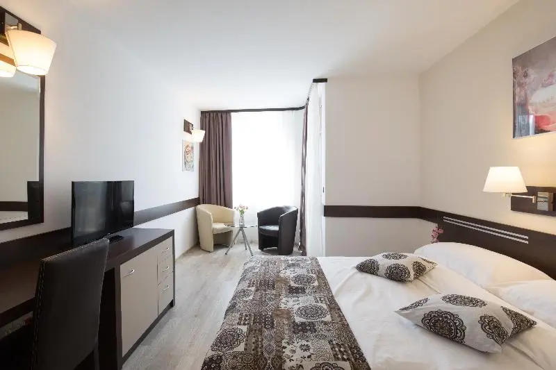 Standard-huone, Greentree Inn Shanghai Jiading The South Of F1 Circuit Fangtai Hardware Market Express
