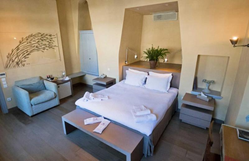 테라스 스위트, Hydrea Exclusive Hospitality