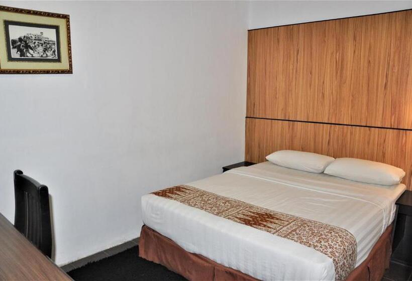 Семейный Номер, Sipadan Inn 1