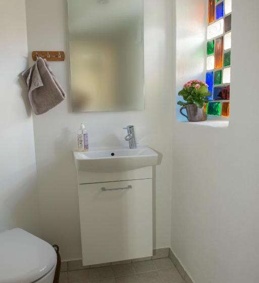 חדר אקונומי, Herligheden