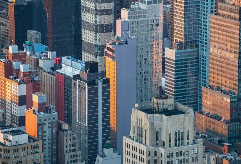 اتاق لوکس, Aliz Hotel Times Square