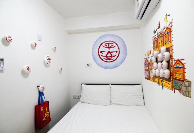 اتاق استاندارد, Eloginn Fest @ Lucky House