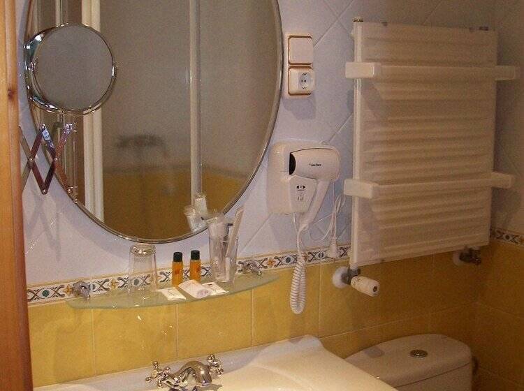 Номер Стандарт, Hostal Las Grullas