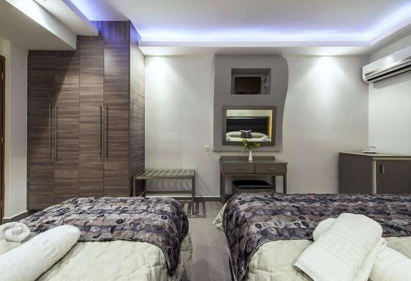 수피리어 트리플 룸, Pirofani