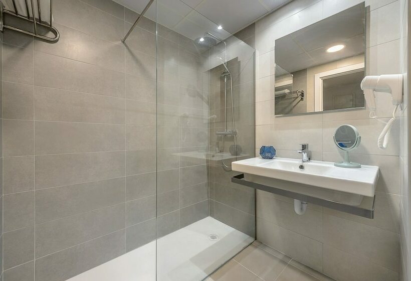 اتاق سوپریور با چشمانداز دریا, Vibra Riviera