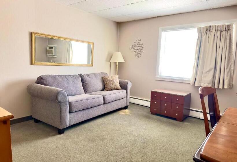 Family Suite, Colonial Valley Motel