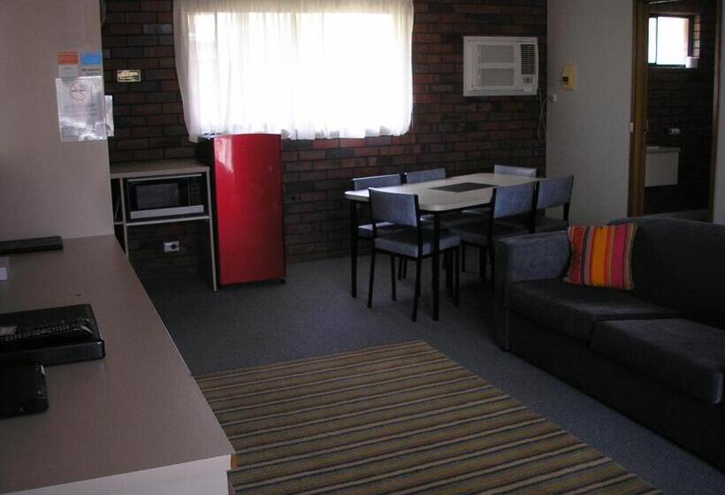 ファミリールーム, Coorrabin Motor Inn