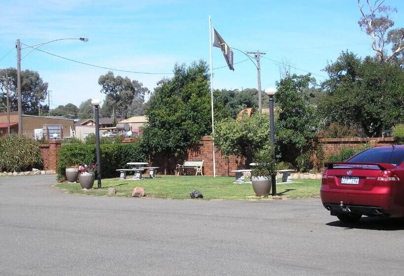 ファミリールーム, Coorrabin Motor Inn