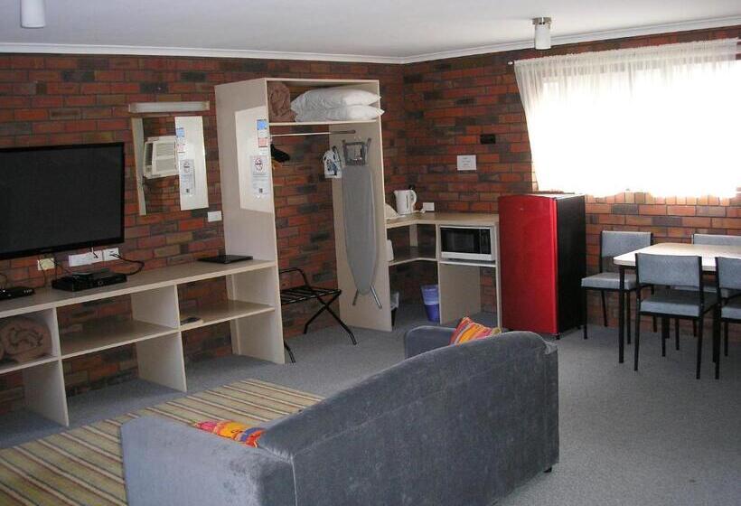 ファミリールーム, Coorrabin Motor Inn