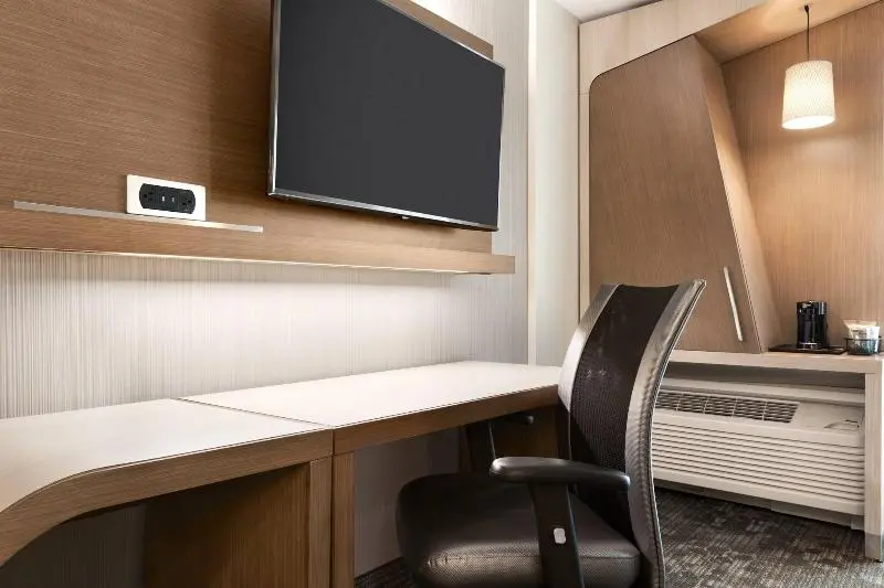 キングサイズベッドのスタンダードルーム, Courtyard By Marriott St Paul Woodbury