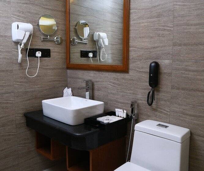 اتاق لوکس, Marino Royal