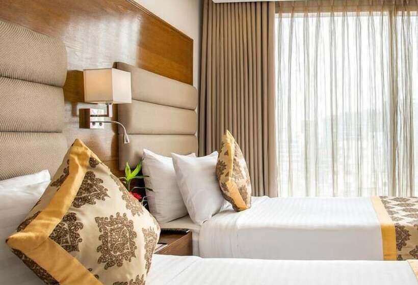 اتاق لوکس, Marino Royal