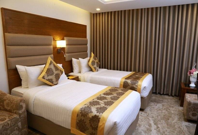 اتاق لوکس, Marino Royal