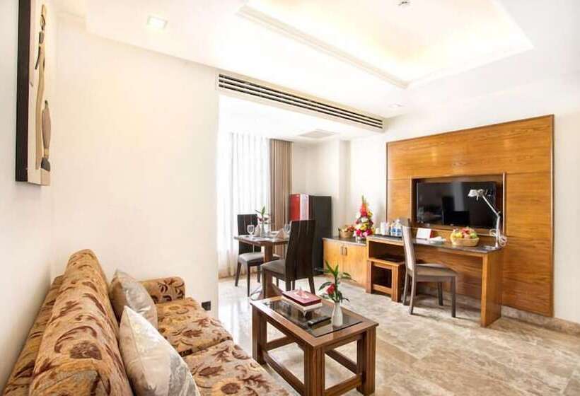 سوئیت رویال, Marino Royal