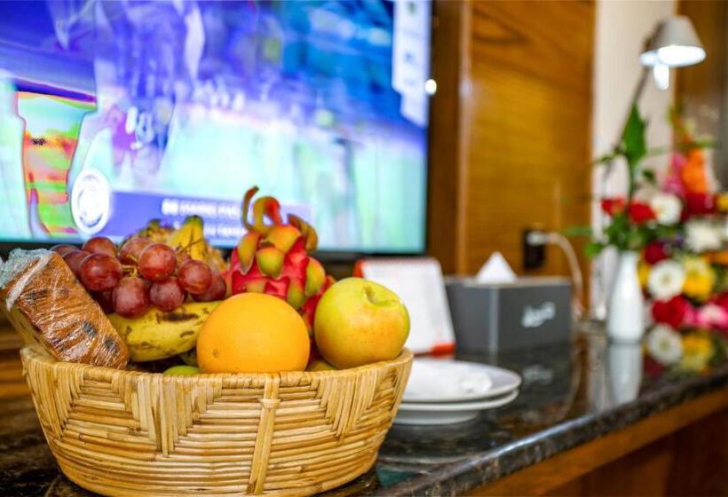 اتاق لوکس, Marino Royal