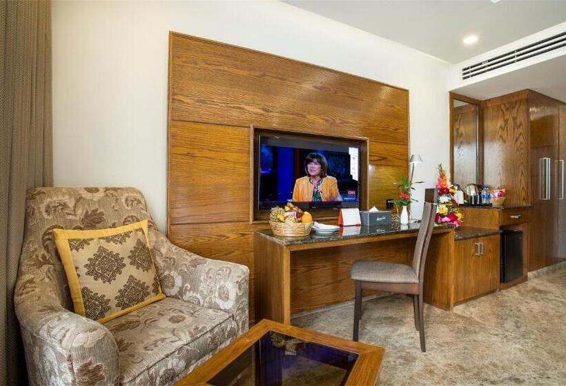 اتاق سوپریور, Marino Royal