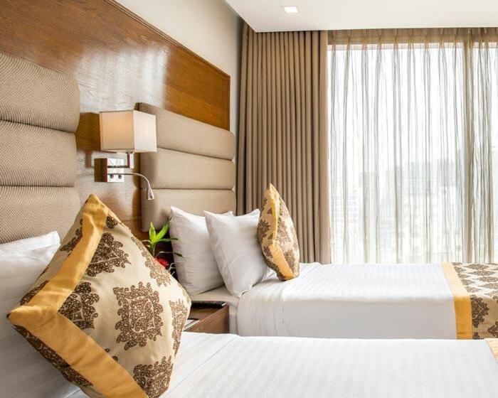 سوییت اجرایی, Marino Royal