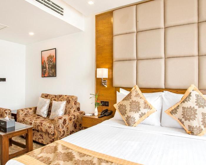 سوییت اجرایی, Marino Royal