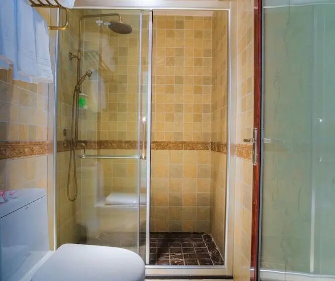 تختخواب در اتاق مشترک, Memory Inn Guilin Central