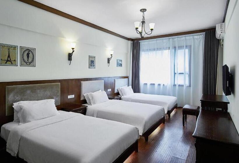 اتاق استاندارد سه نفره, Memory Inn Guilin Central