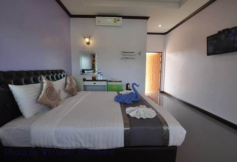 풀장 전망 디럭스 룸, Naris Phuview Resort