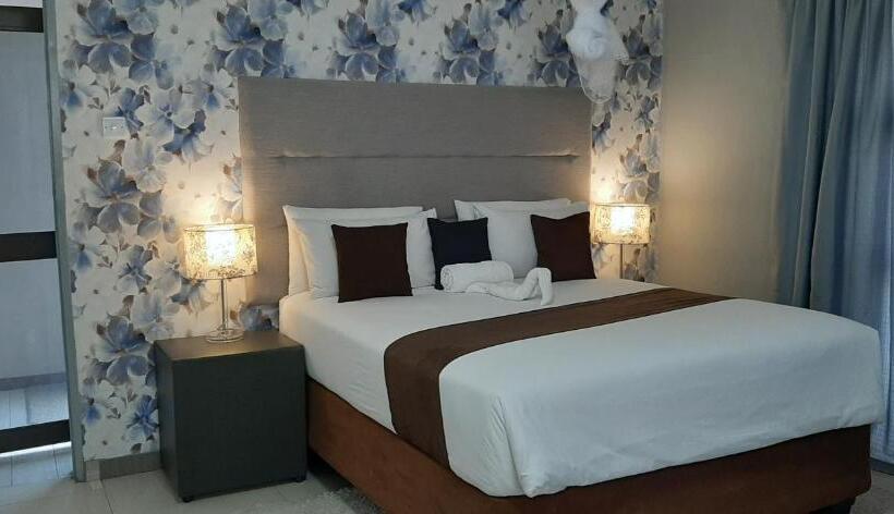 اتاق لوکس, The New Mall Guesthouse