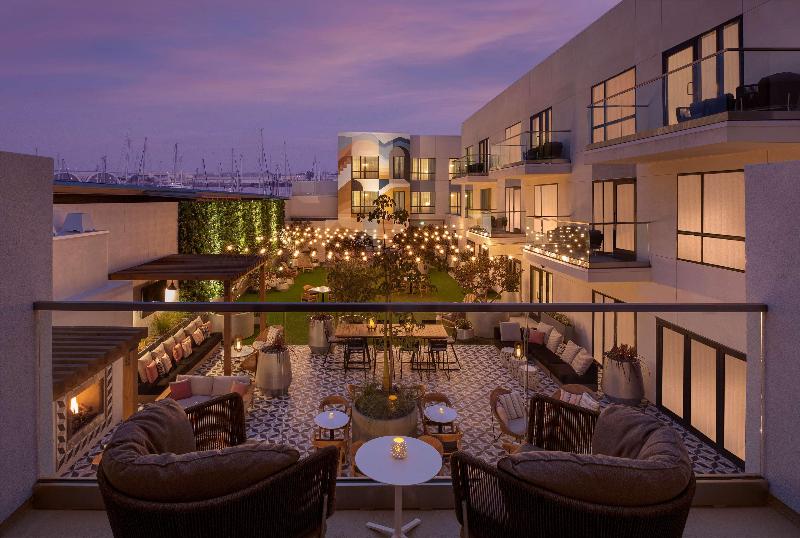 带大床的标准间, The Monsaraz San Diego, Tapestry Collection By Hilton