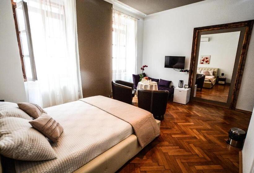 Номер Комфорт, City Center Rooms