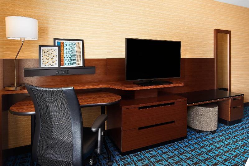 스탠다드 룸 킹사이즈 침대, Fairfield Inn & Suites By Marriott Fresno Yosemite International Airport
